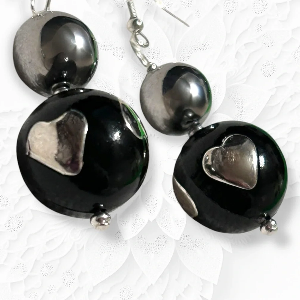 Hand Crafted Earrings Hearts Black Silver Acrylic Glass Long Pierced - Picture 5 of 5